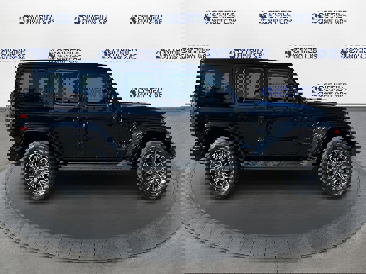 Used 2022 Jeep Wrangler Unlimited Sahara image 8