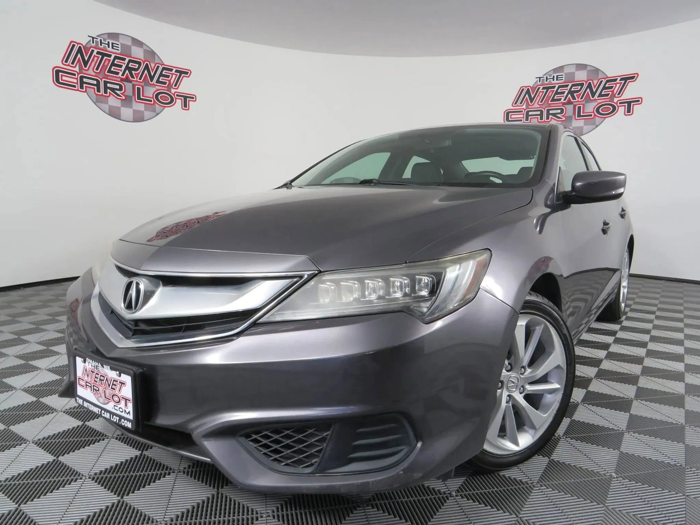 Used 2018 Acura ILX image 1
