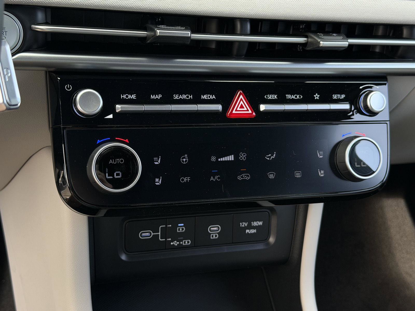 New 2026 Hyundai Tucson Limited FWD image 13