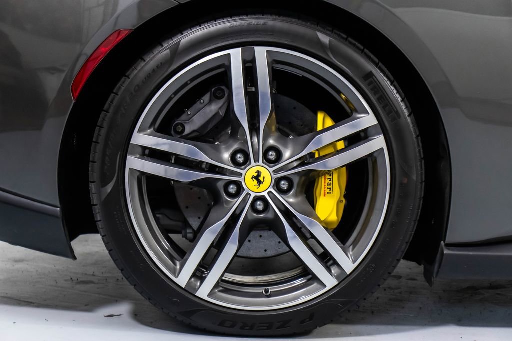 Certified 2019 Ferrari Portofino image 60