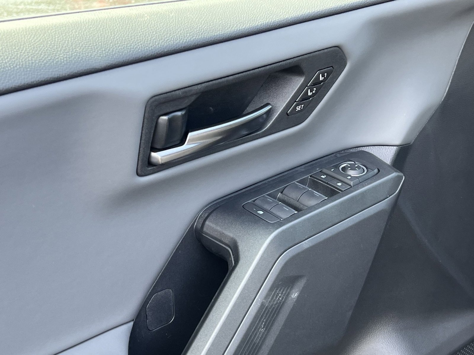 New 2026 Toyota RAV4 XSE image 10