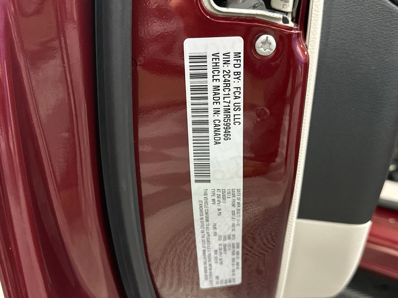 Used 2021 Chrysler Pacifica Touring-L image 41