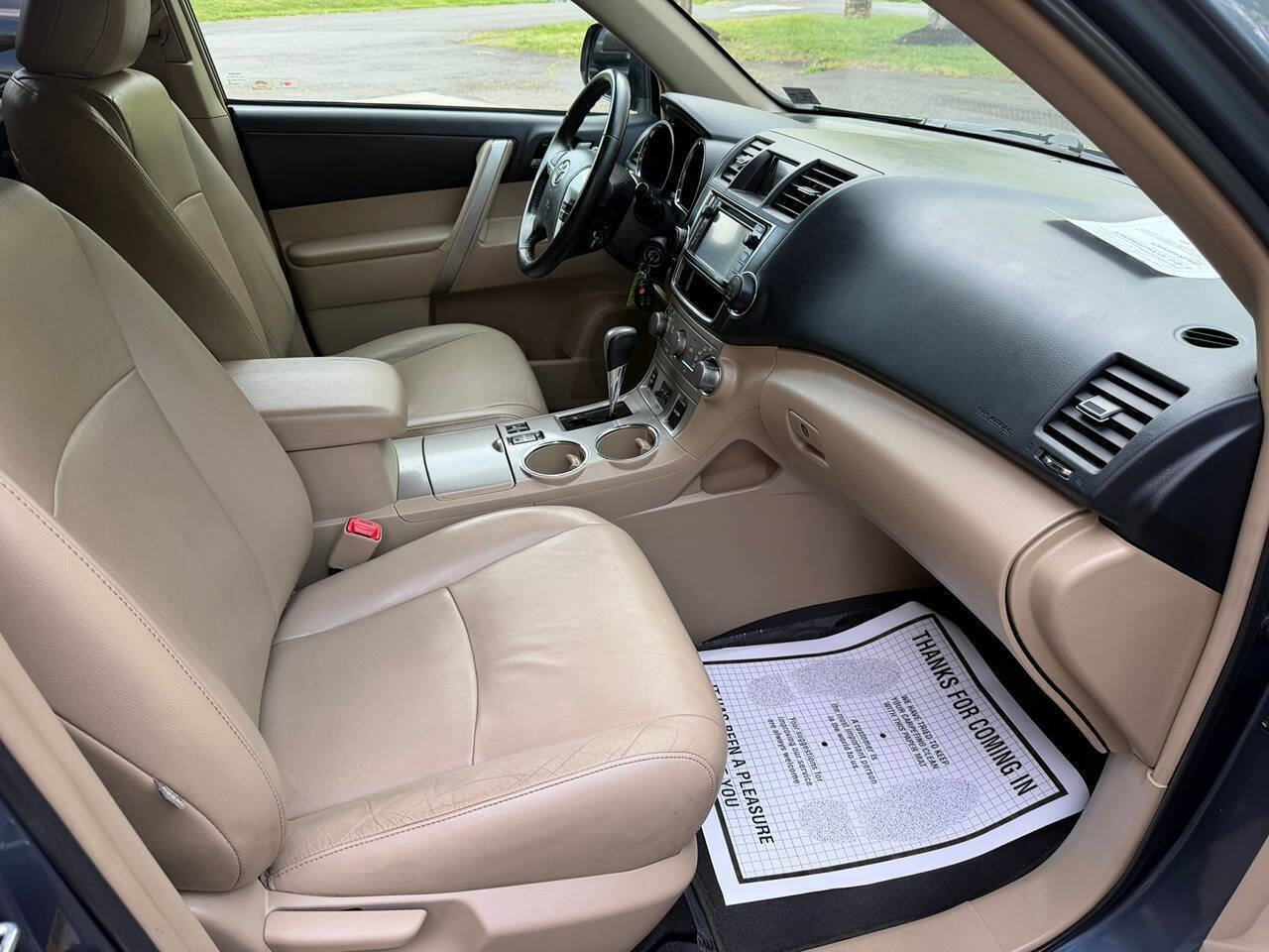 Used 2013 Toyota Highlander SE AWD/4WD image 28