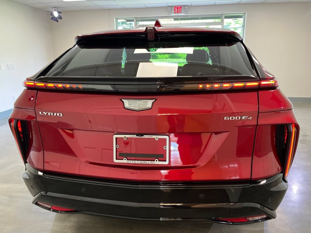 Certified 2024 Cadillac Lyriq Sport w/ LPO, Floor Liner Package AWD/4WD image 9