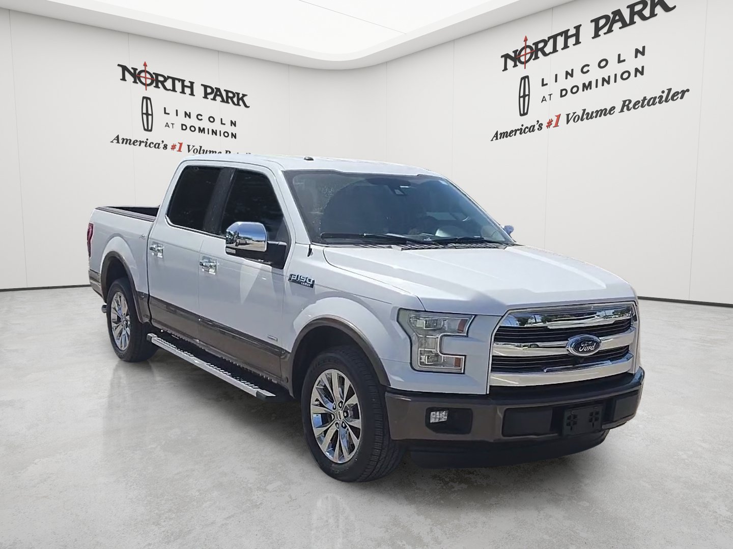 Used 2015 Ford F150 Lariat w/ Equipment Group 502A Luxury RWD image 8