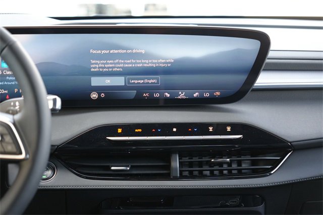 Used 2026 Buick Enclave Sport Touring image 13