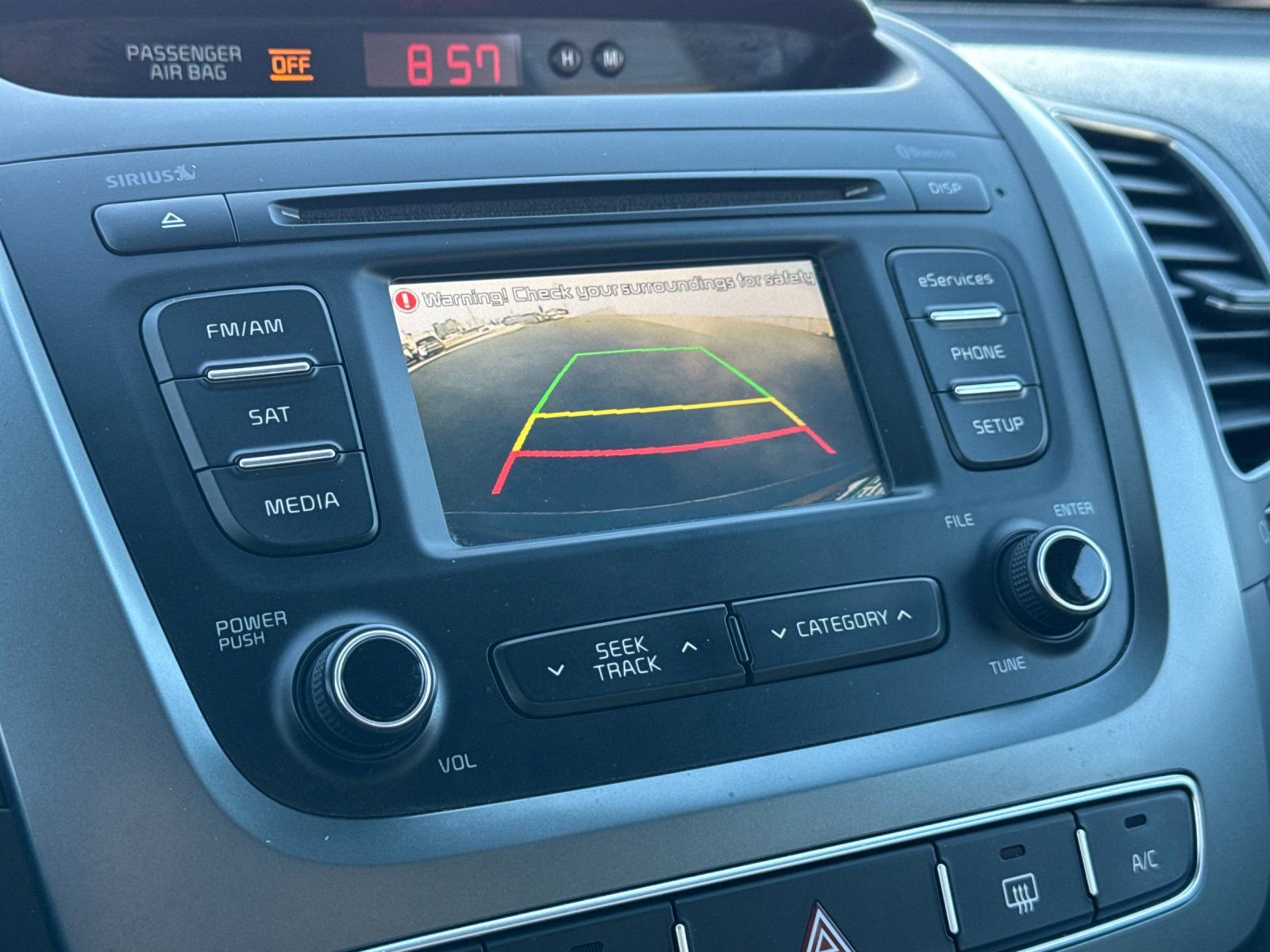 Used 2014 Kia Sorento LX image 20