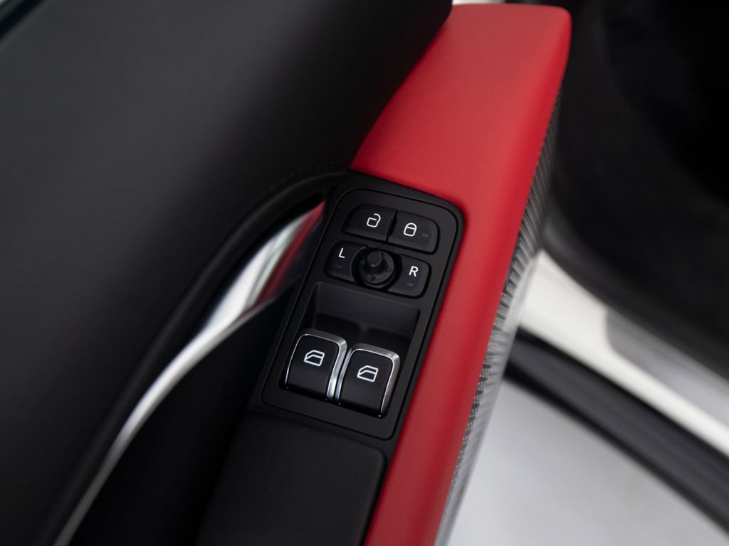 Used 2025 Lotus Emira RWD image 13