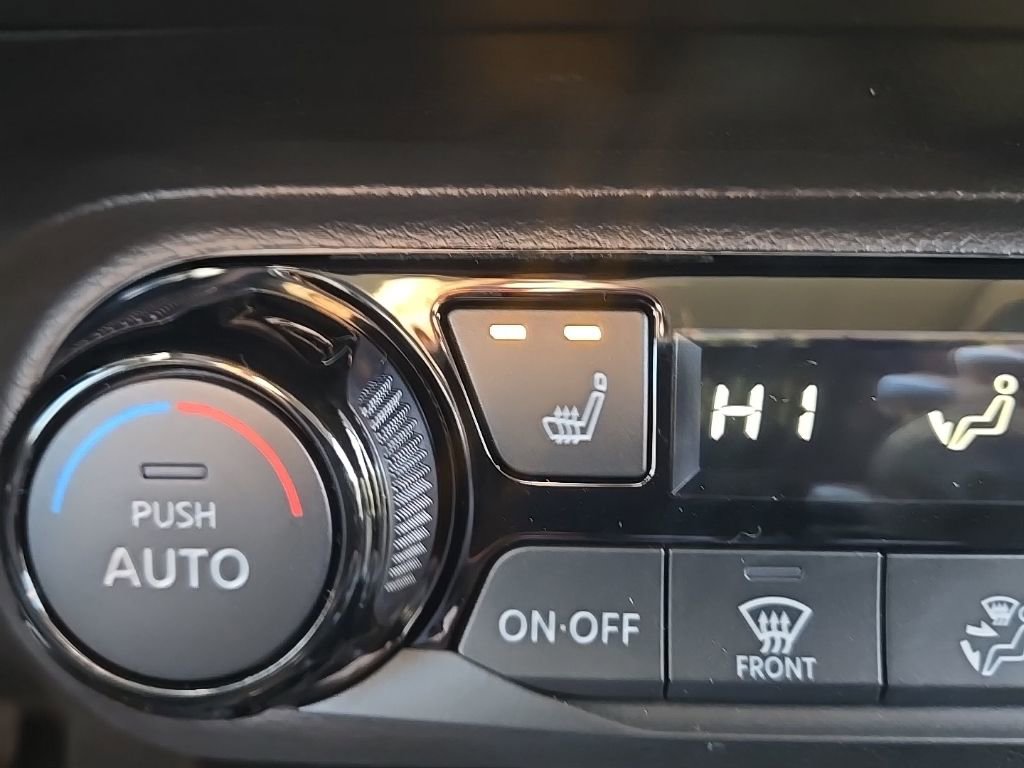 New 2026 Nissan Kicks SV w/ SV Premium Package image 20