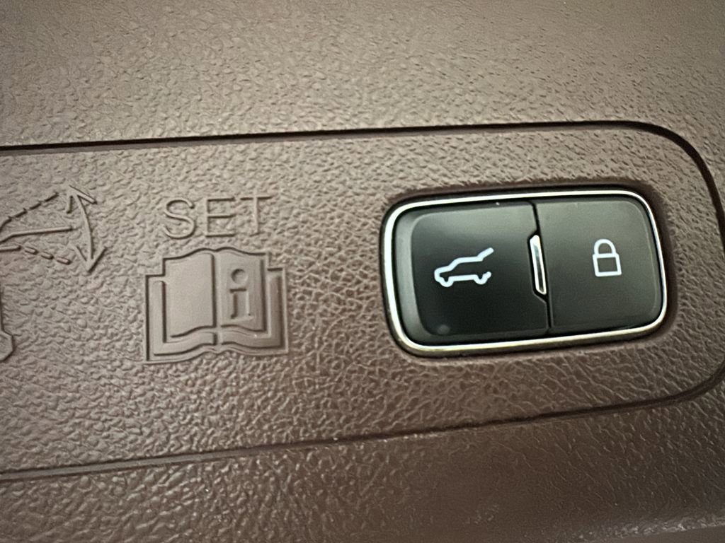 Used 2022 Lincoln Aviator Black Label Grand Touring image 20