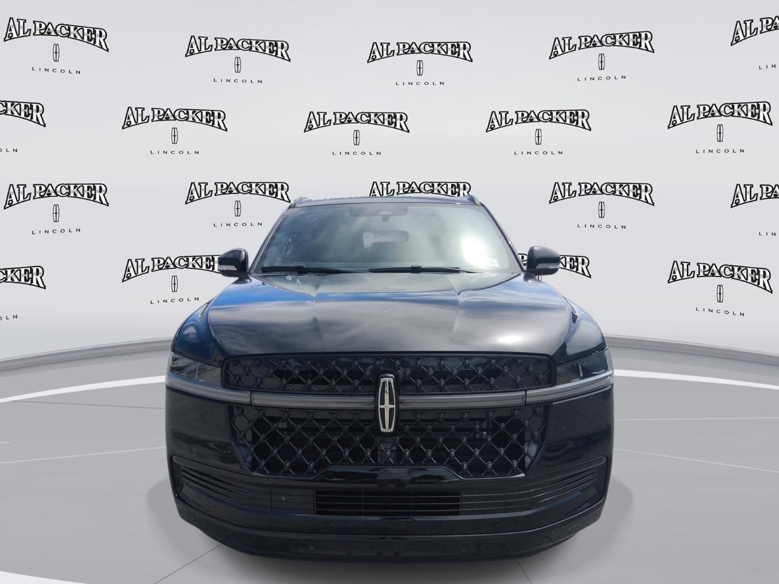 New 2027 Lincoln Navigator Reserve w/ Jet Appearance Package AWD/4WD image 9