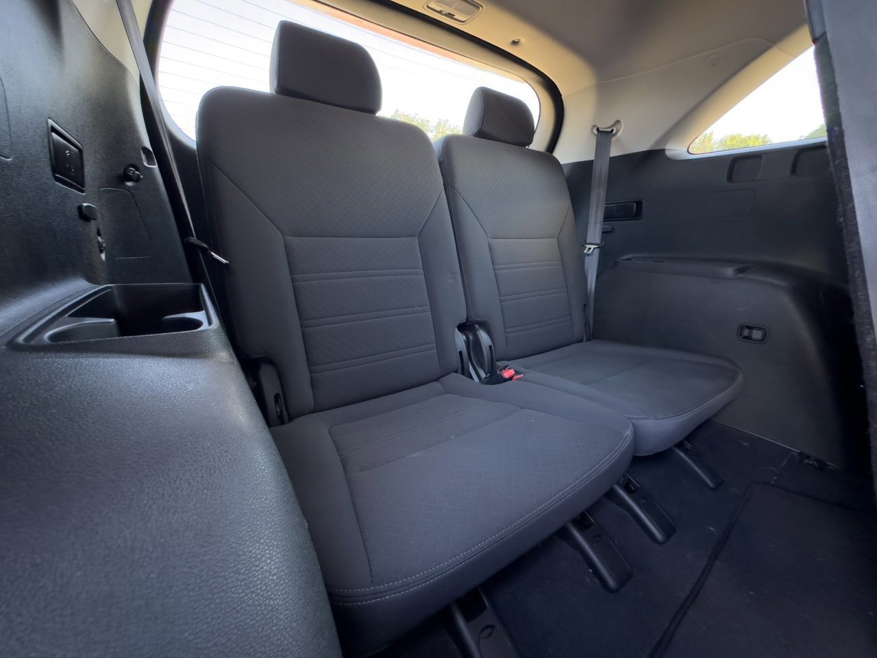 Used 2020 Kia Sorento LX image 21