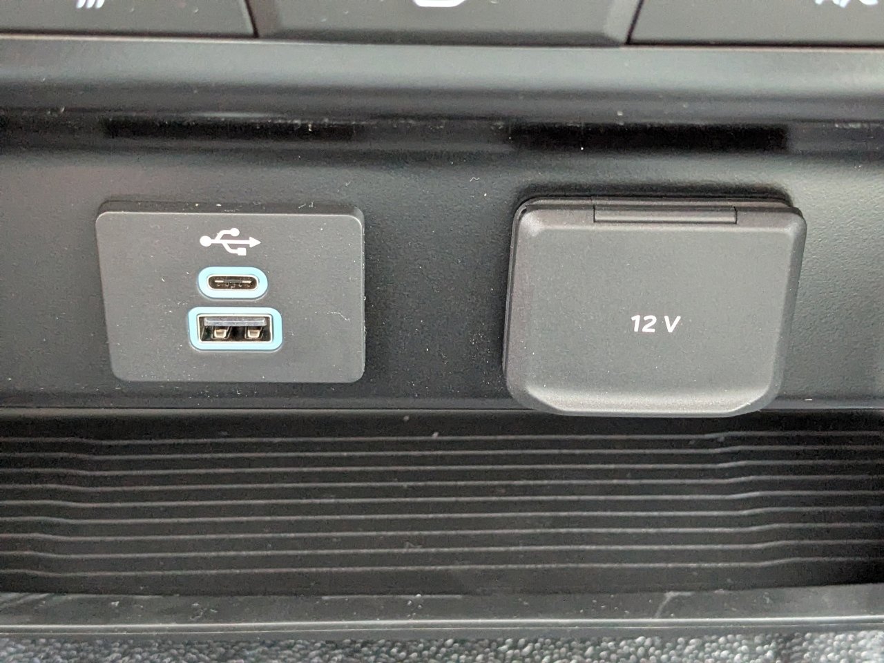 New 2026 Ford F450 XLT w/ 360-Degree Camera Package image 21