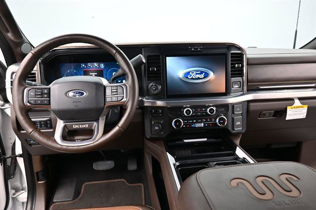 Used 2025 Ford F450 King Ranch w/ FX4 Off-Road Package AWD/4WD image 18
