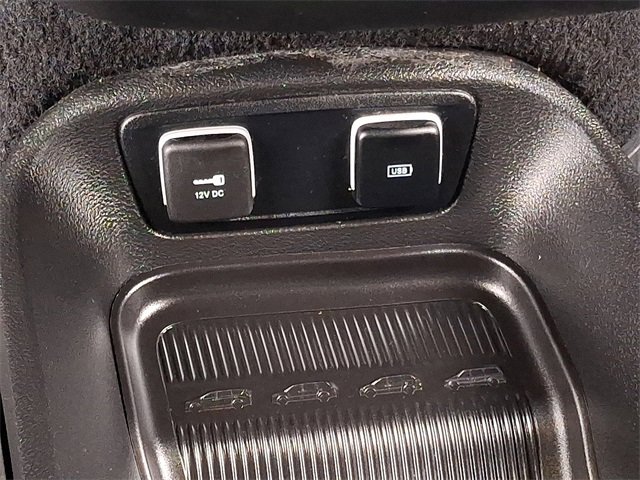 Used 2020 Chrysler Pacifica Touring-L image 26