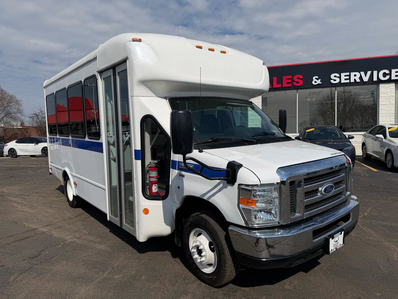 Used 2015 Ford E-350 and Econoline 350 Super Duty