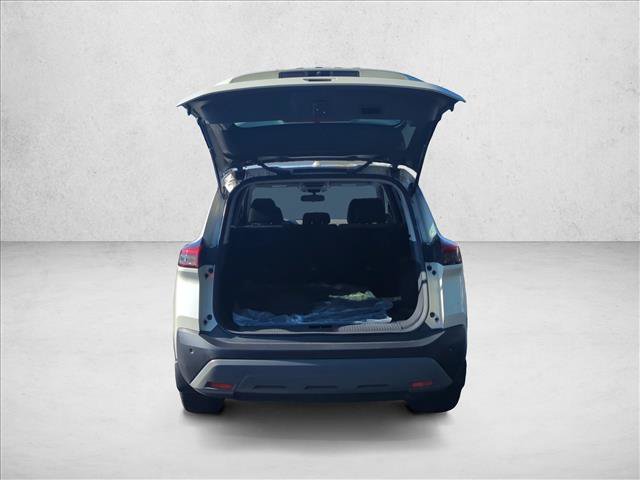 Used 2023 Nissan Rogue SV AWD/4WD image 6