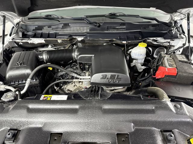 Used 2022 RAM 1500 Classic Warlock AWD/4WD image 25