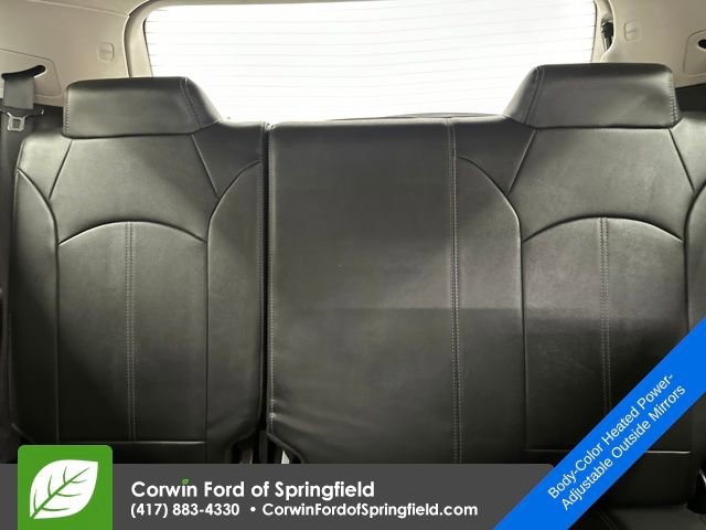 Used 2017 Chevrolet Traverse LT image 19