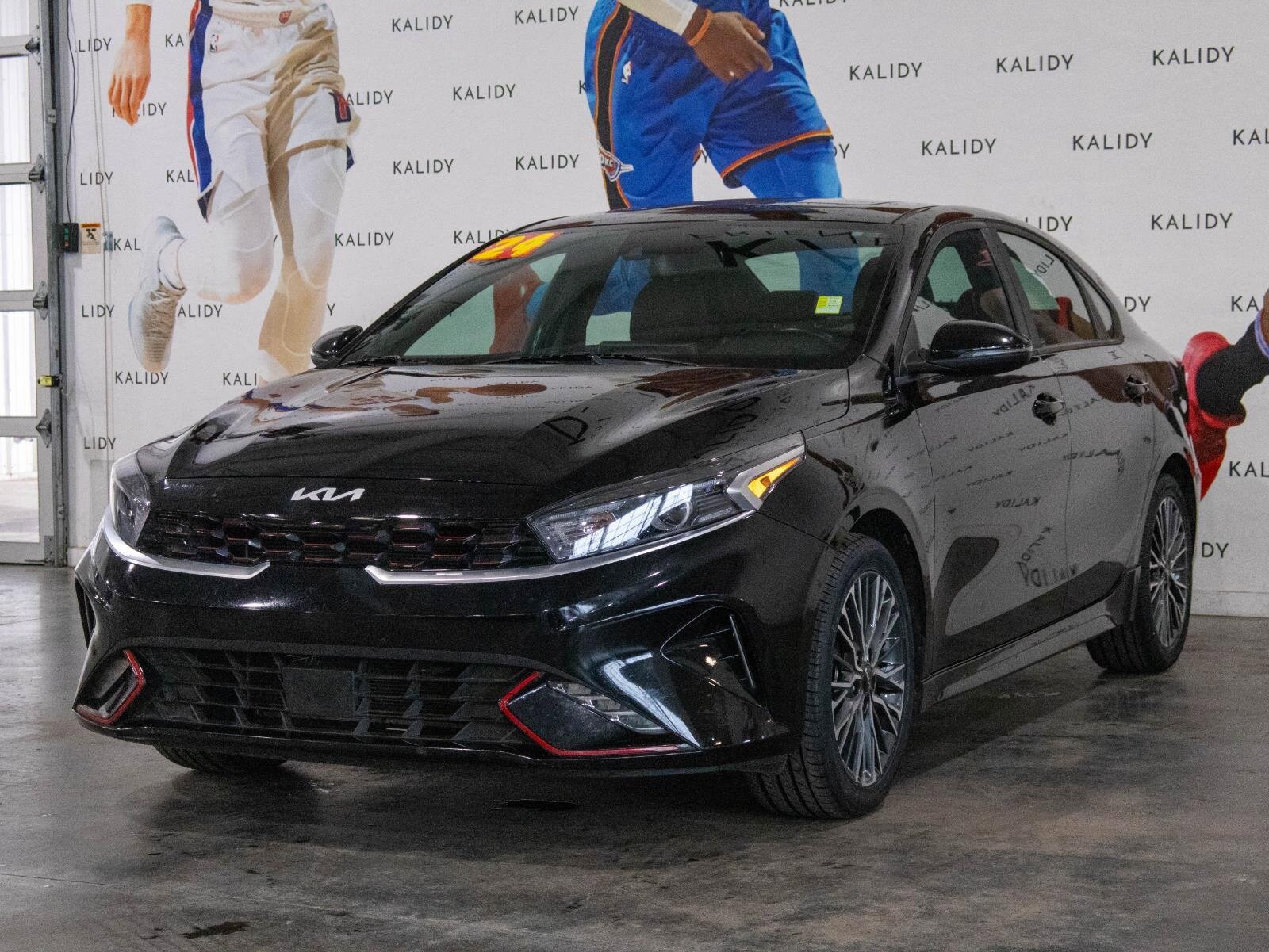 Used 2024 Kia Forte GT-Line w/ GT-Line Premium Package image 22