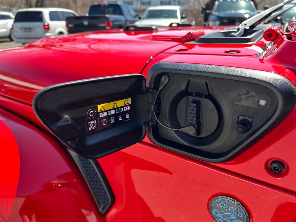 Used 2024 Jeep Wrangler Unlimited w/ Convenience Group image 38