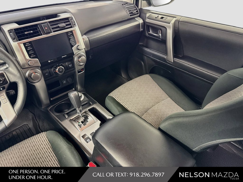 Used 2023 Toyota 4Runner SR5 AWD/4WD image 21