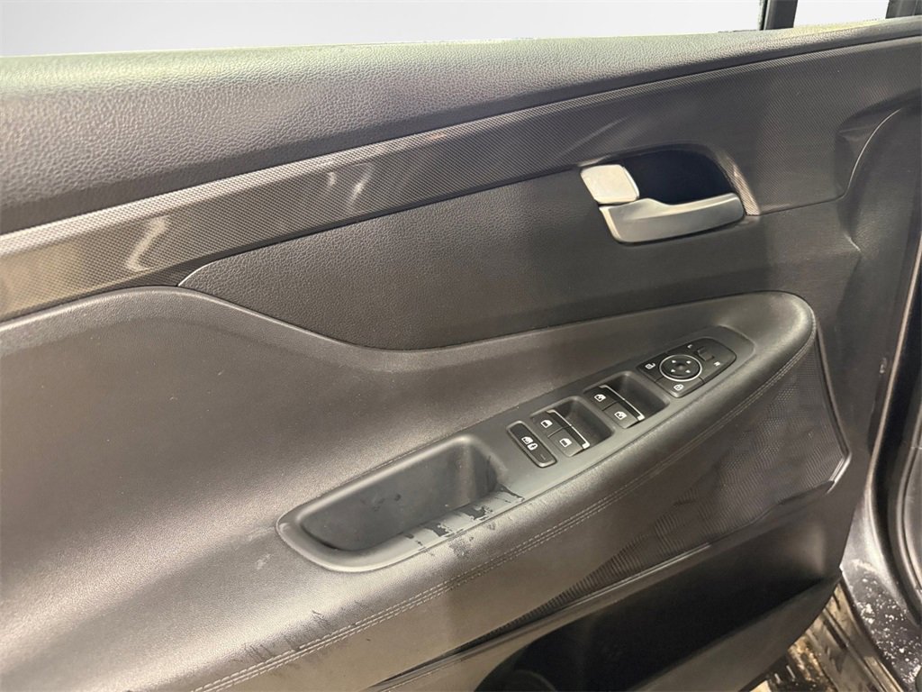 Used 2022 Hyundai Santa Fe XRT image 14