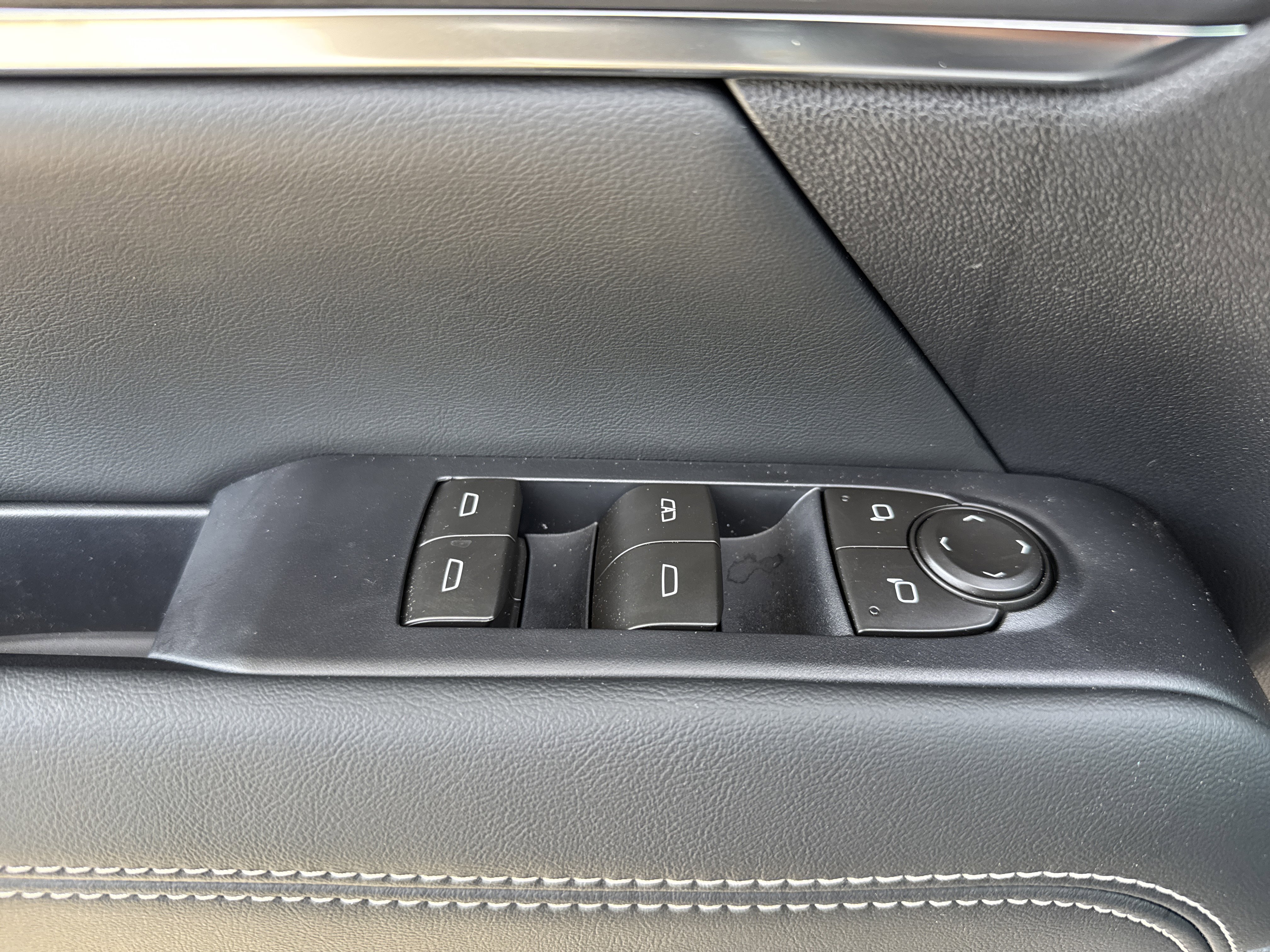 New 2026 GMC Terrain Elevation w/ Black Edition FWD image 15