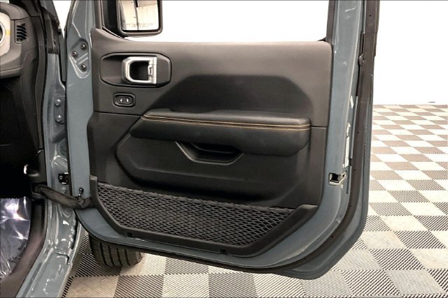 Used 2026 Jeep Wrangler Unlimited Sahara AWD/4WD image 22