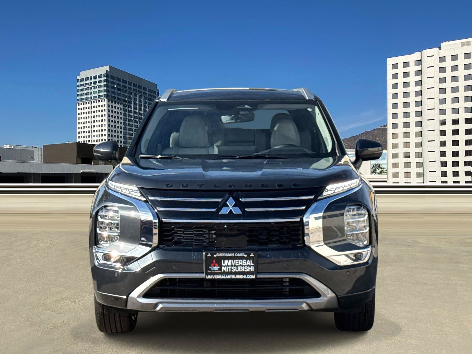 New 2026 Mitsubishi Outlander SEL FWD image 2