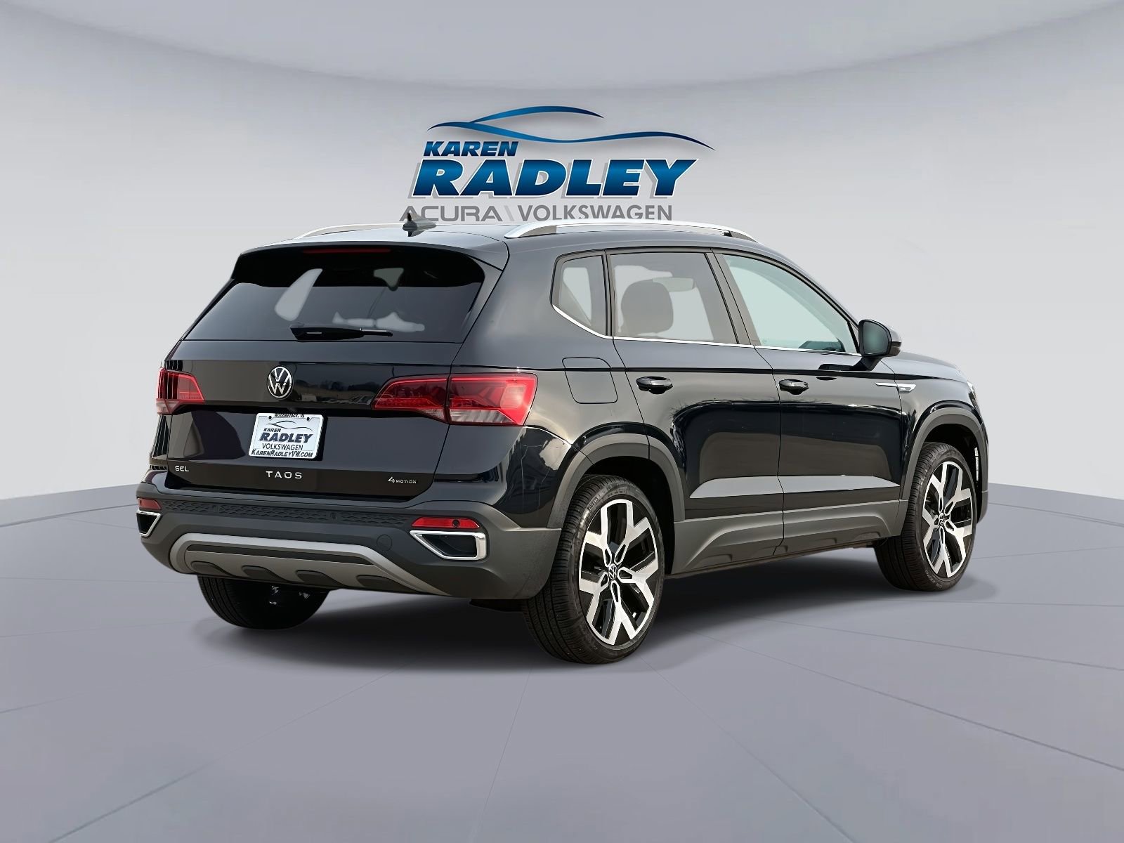 Certified 2023 Volkswagen Taos SEL image 2