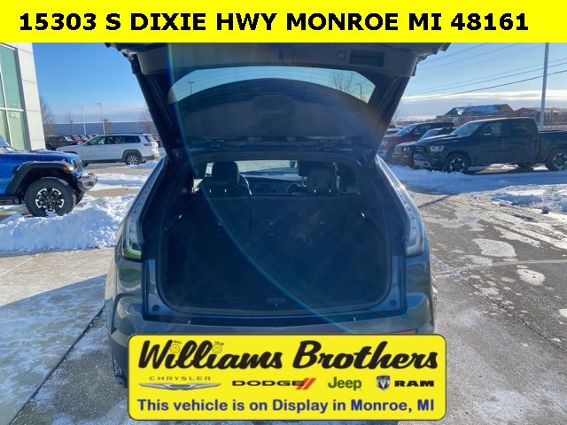 Used 2019 Cadillac XT4 Sport w/ Cold Weather Package image 27