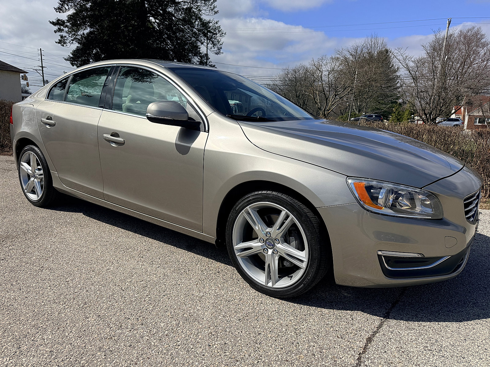 Used 2016 Volvo S60 T5 Premier image 2