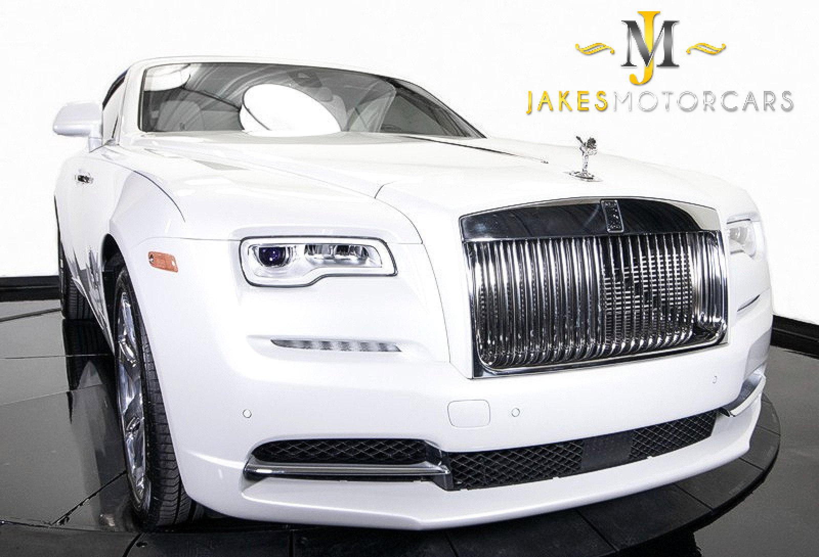 Used 2017 Rolls-Royce Dawn image 19