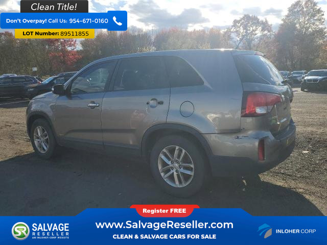 Used 2015 Kia Sorento LX image 3