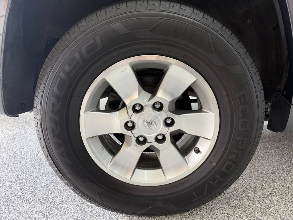 Used 2013 Toyota 4Runner SR5 w/ Convenience Pkg RWD image 24