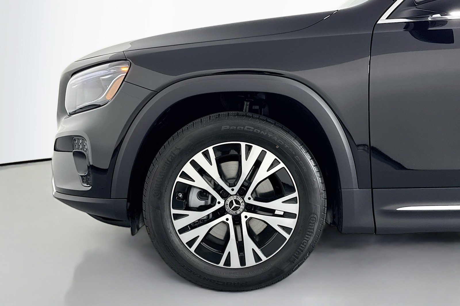 New 2026 Mercedes-Benz GLB 250 image 10