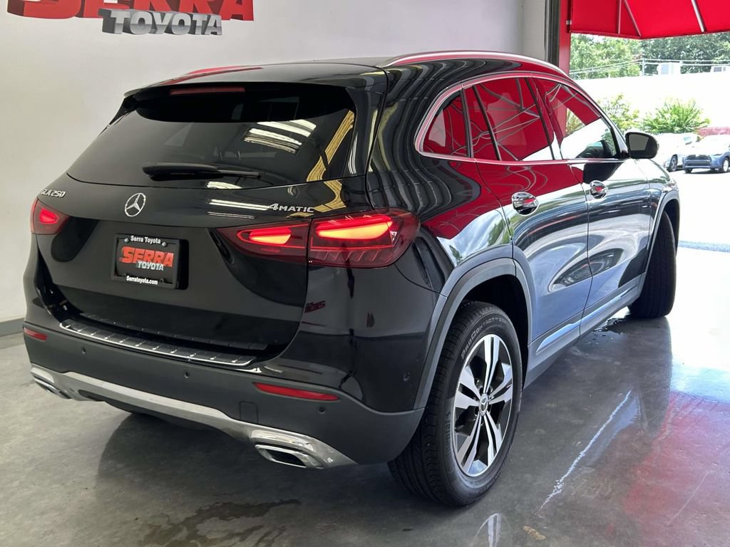 Used 2025 Mercedes-Benz GLA 250 4MATIC image 3