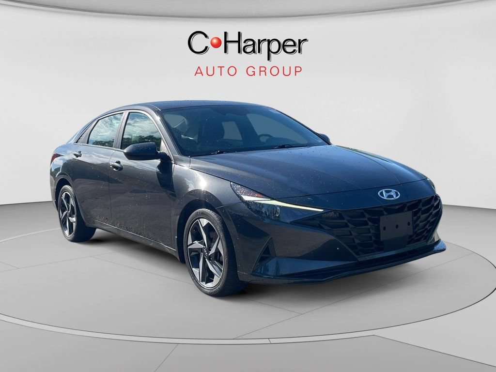 Used 2023 Hyundai Elantra SEL w/ Convenience Package