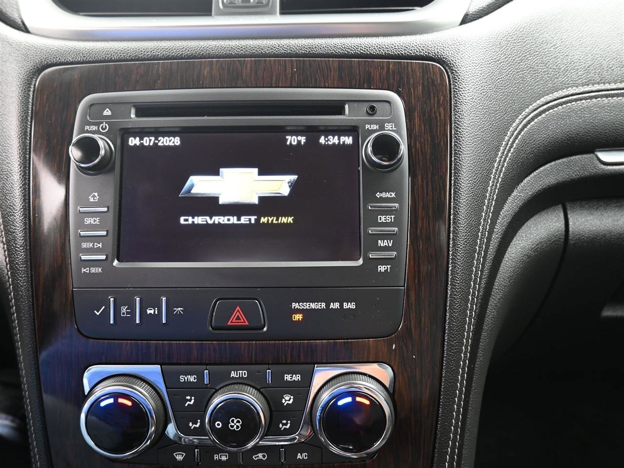 Used 2017 Chevrolet Traverse LT FWD image 16