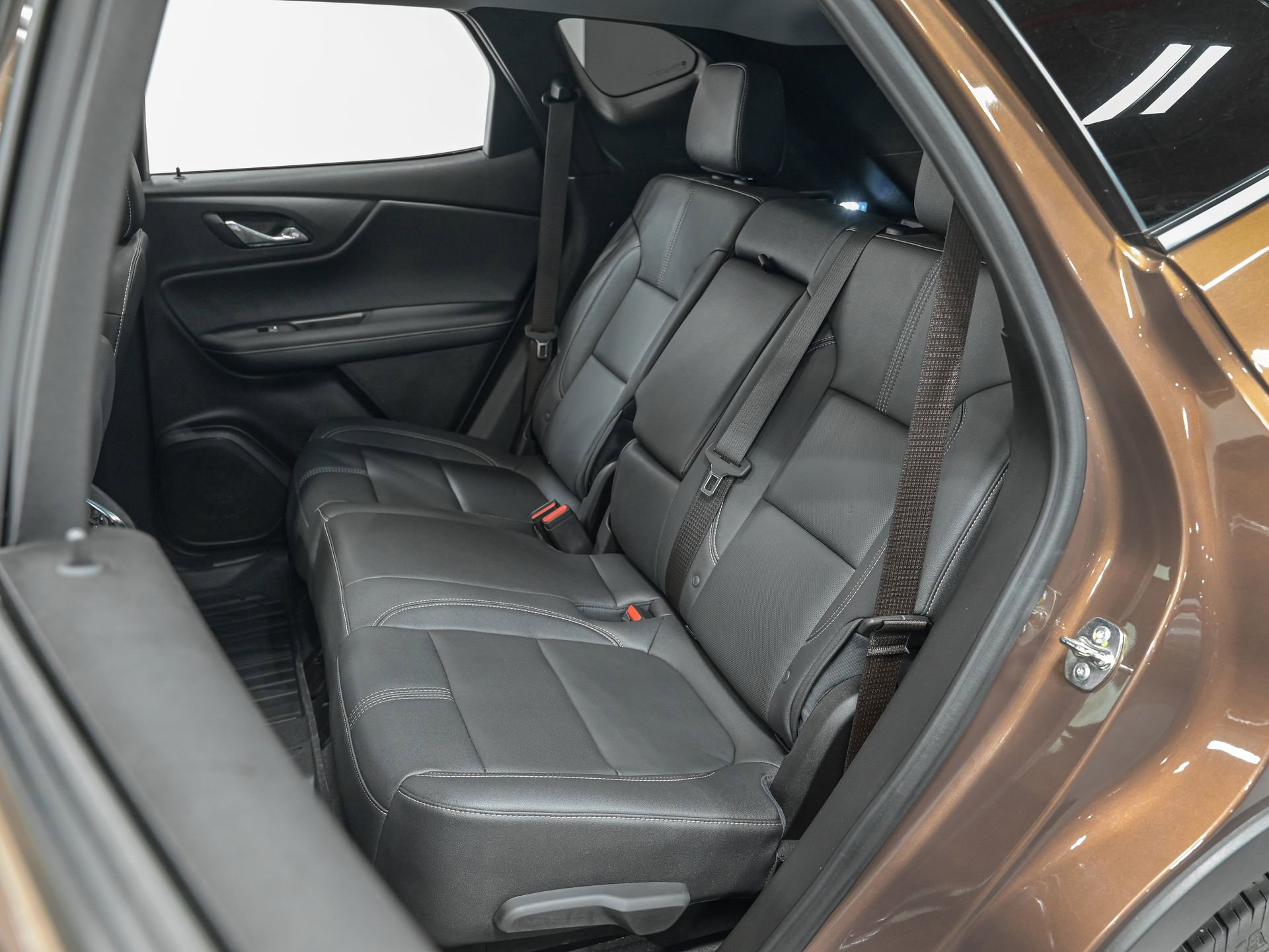 Used 2024 Chevrolet Blazer LT w/ Sound & Technology Package AWD/4WD image 29