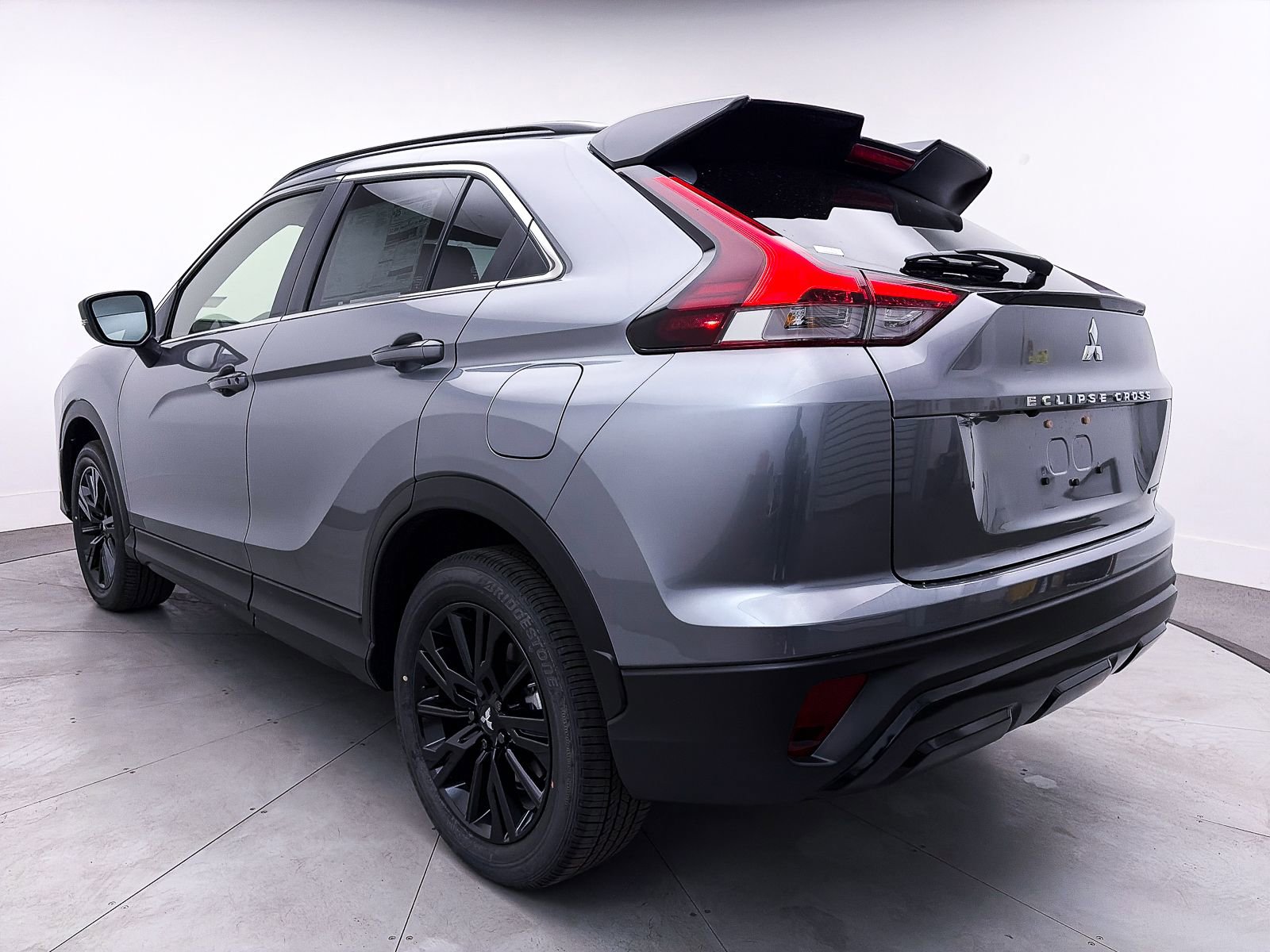 New 2026 Mitsubishi Eclipse Cross Black Edition image 4