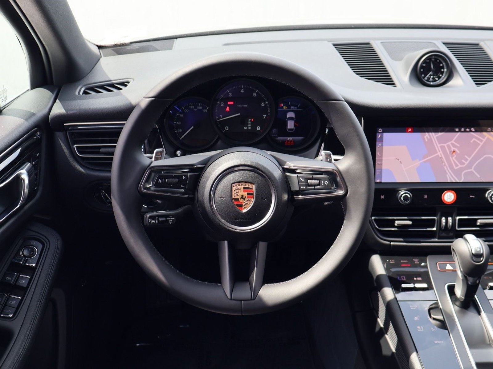 New 2026 Porsche Macan AWD/4WD image 14