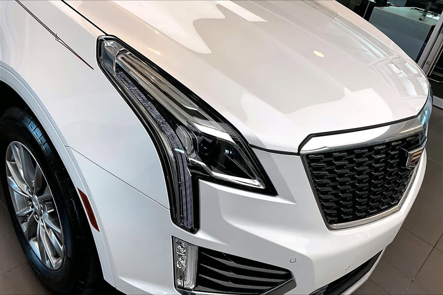 Used 2022 Cadillac XT5 Premium Luxury FWD image 27