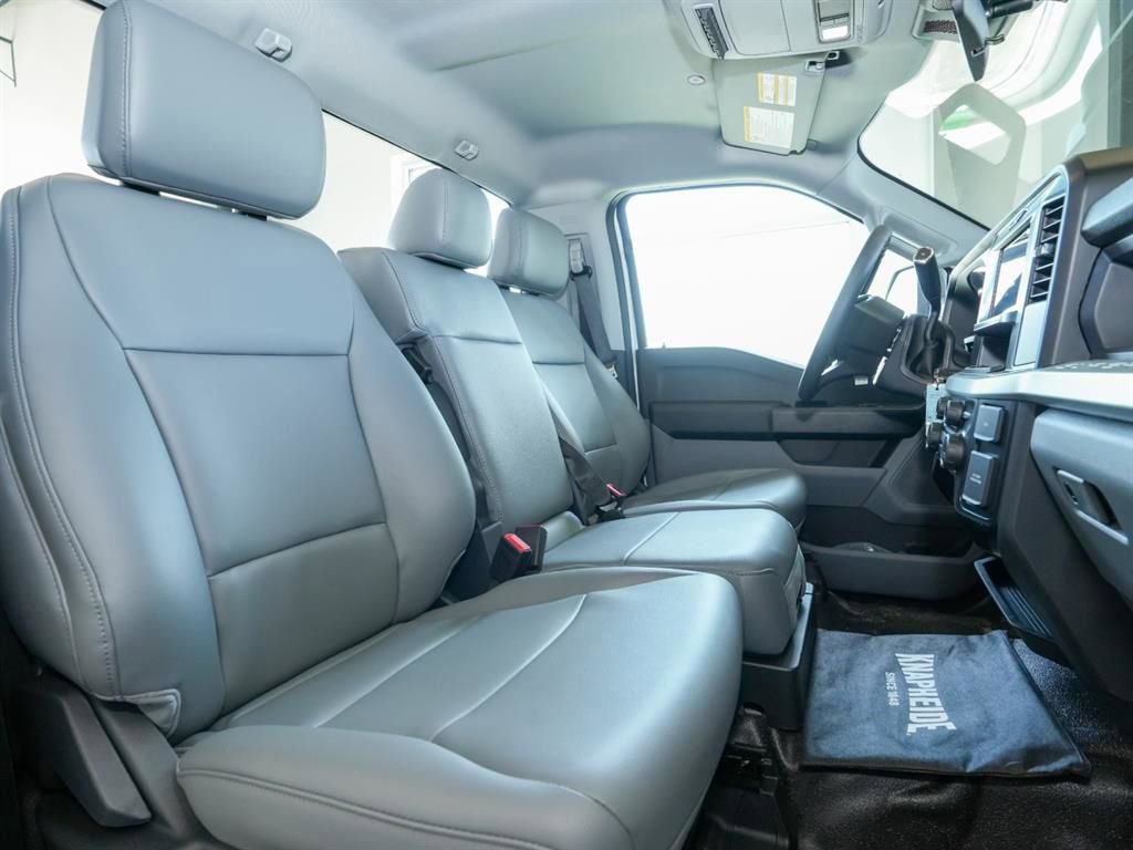 New 2025 Ford F550 4x4 Regular Cab Super Duty image 26