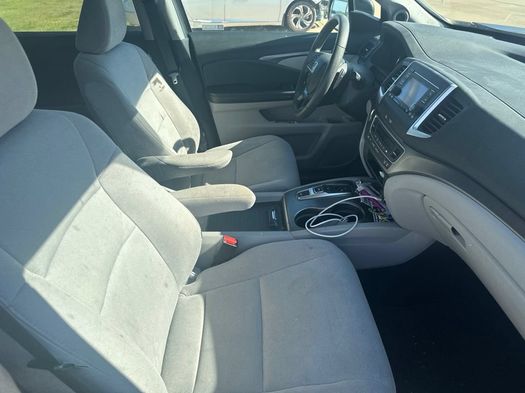 Used 2021 Honda Pilot LX image 3