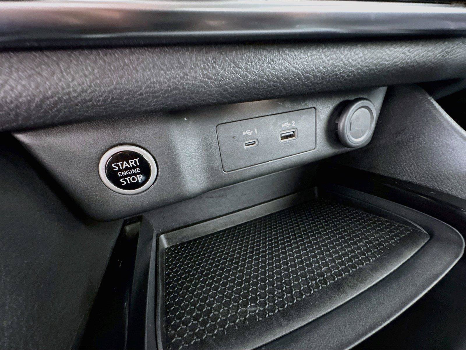 Used 2022 Nissan Rogue SV FWD image 30