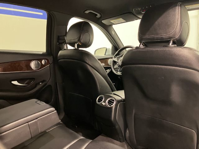Used 2017 Mercedes-Benz GLC 300 4MATIC image 42