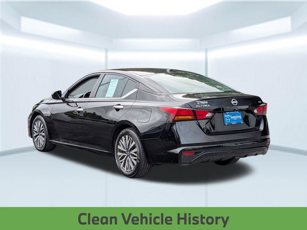 Certified 2024 Nissan Altima 2.5 SV FWD image 4