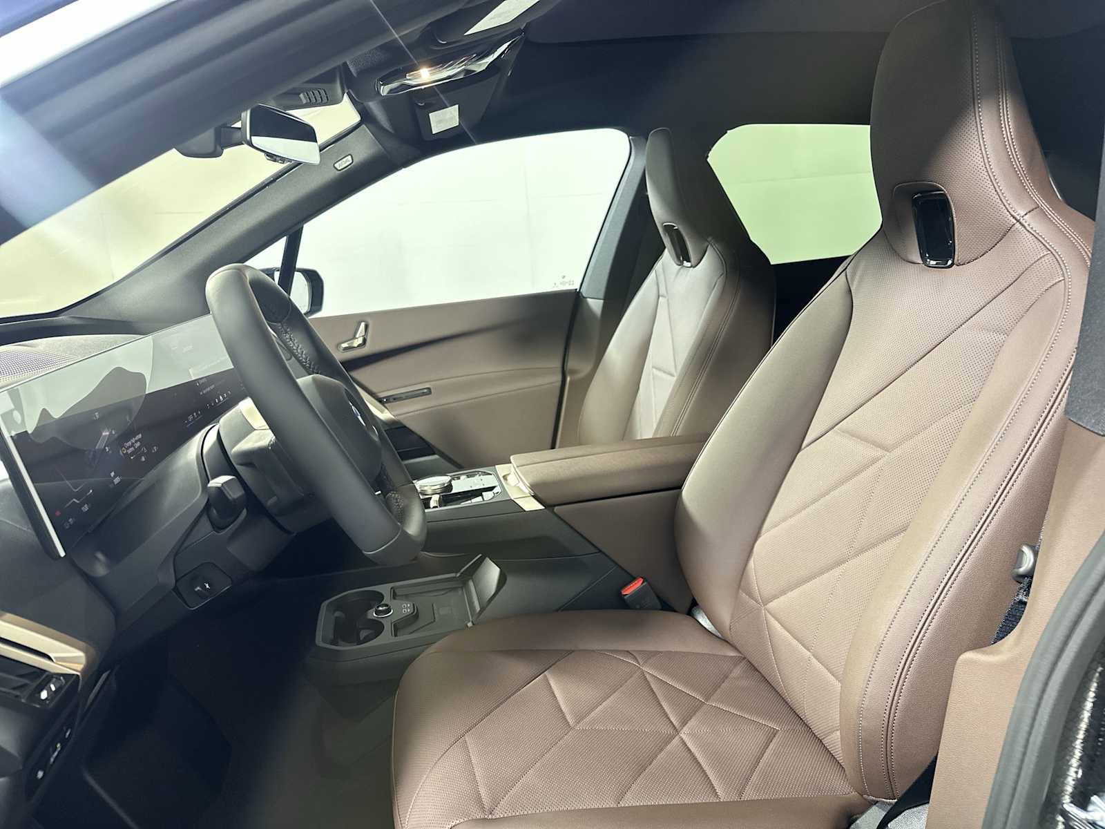 New 2026 BMW iX xDrive60 image 11